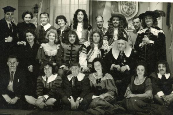 chs09162 CADS production 1957 And So To Bed.jpg