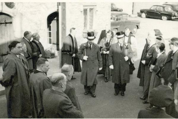 chs09236 Mayor Trevor Williams civic procession 1957.jpg