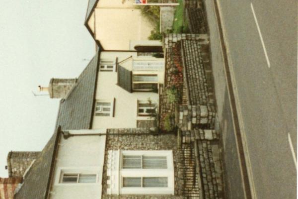 chs09322-9 x045 Eastgate south side 1991.jpg