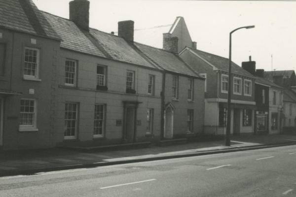 chs09464-9 x046 Eastgate 1981.jpg