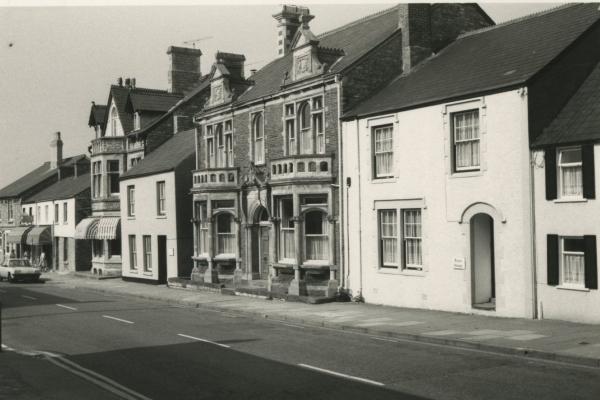chs09464 x046 Eastgate 1981.jpg