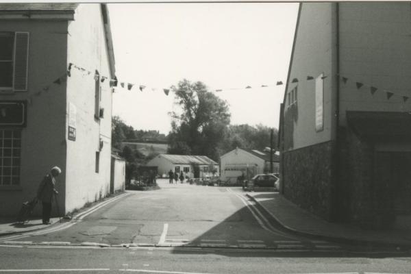 chs09470 x046 Entrance to Birds Garden Centre 1981.jpg
