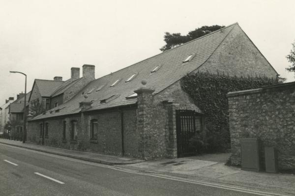 chs09476 x046 Old Hall extension High Street 1981.jpg