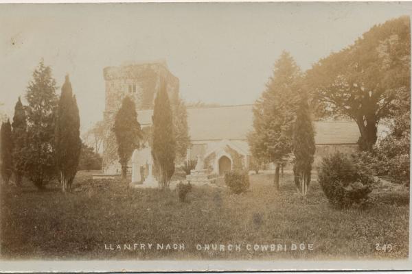 chs09493 Llanfrynach church early 1900s.jpg