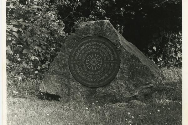chs09514 Llandow air crash 1950 memorial.jpg