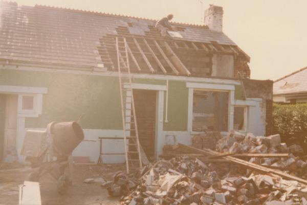 chs09527-1 Hillview renovation ca 1982.jpg