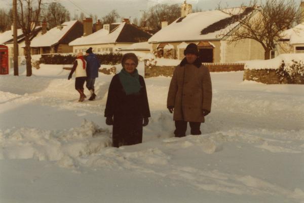 chs09528 Hillview in snow 1982.jpg