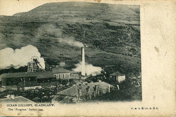 BG__000208.jpg