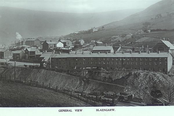 BG__000214.jpg