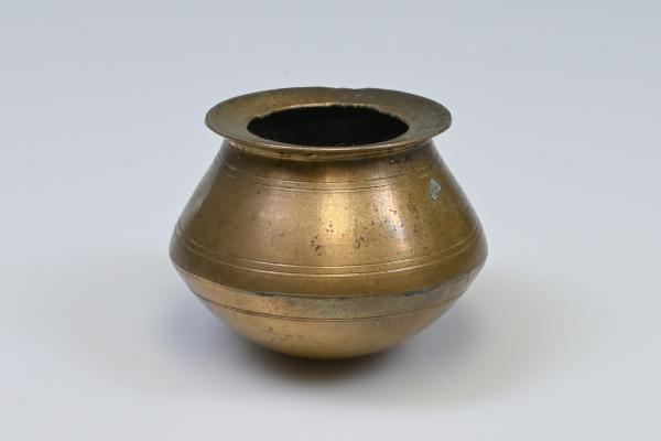 CCM_420_004_a.jpg