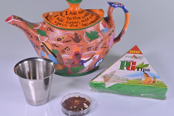 CCM_tea pot display_m.jpg