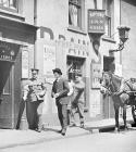 Neptune Inn, Stryd Caroline, Caerdydd, 1916