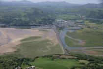 Y Cob, Porthmadog