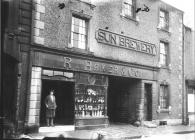 Llangollen. The Sun Brewery