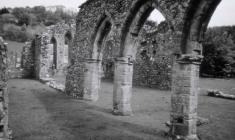 Abaty Cymer, Llanelltud, ger Dolgellau