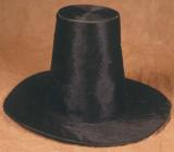 Welsh costume: woman's hat, 19th century