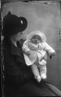 Photograph of a mother and child, c. 193?-??-??...