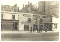 The Masons Arms, Queen Street, Cardiff, 1904 