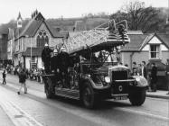 Llangollen. Dathliadau Calan Mai