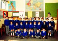 Primary school class photo