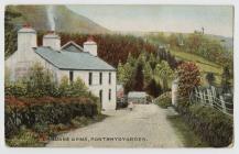 Postcard 1930: Lisburne Arms, Pontrhydygroes