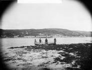 Aberdyfi, gan edrych o'r Penrhyn