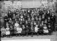Girls, Rhydlewis school (1892)