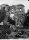 Llawhaden castle