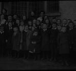 Plant Ysgol Llangernyw, tua 1930au