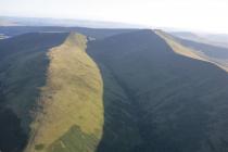  CORN DU, BURIAL SITE