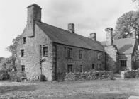  PENARTH FAWR; PENNARDD MEDIEVAL HALL, CHWILOG