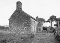  LLWYNDYRYS FARMHOUSE