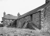  LLWYNDYRYS FARMHOUSE