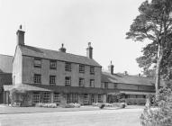  CEFNAMLWCH HOUSE