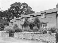  OLD CROSS FOXES INN, GLASCOED