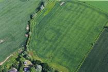  BWLLFA COTTAGES ENCLOSURE OR POSSIBLE HENGE