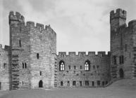  CAERNARFON CASTLE;CAERNARVON CASTLE, CAERNARFON