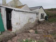 Skokholm - toilet block - new roof - 2011