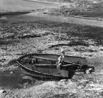 View of the wreck of SS Samtampa off Porthcawl,...