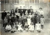 Cwmdu School, pupils and staff in its early years.