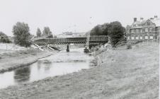 Construction of Cambrian Bridge, Newtown, 1992