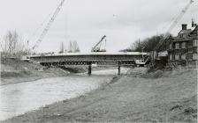 Adeiladu Pont y Cambrian, Y Drenewydd, 1992