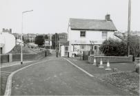 Pont y Cambrian, Y Drenewydd, yn croesi Afon...