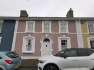 No.18 Alban Square, Aberaeron