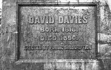 The Plaque on the Statue of David Davies 