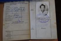 Photograph of Grace Baxter's passport 