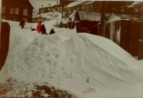 Snow in Pontypool, 1982