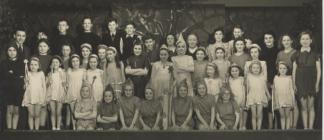 Play at Alpha Chapel 1950, picture 4