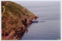 Visitors arriving at Skomer Island, June 2000